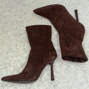 Forever 21 | Suede Brown Ankle Boots